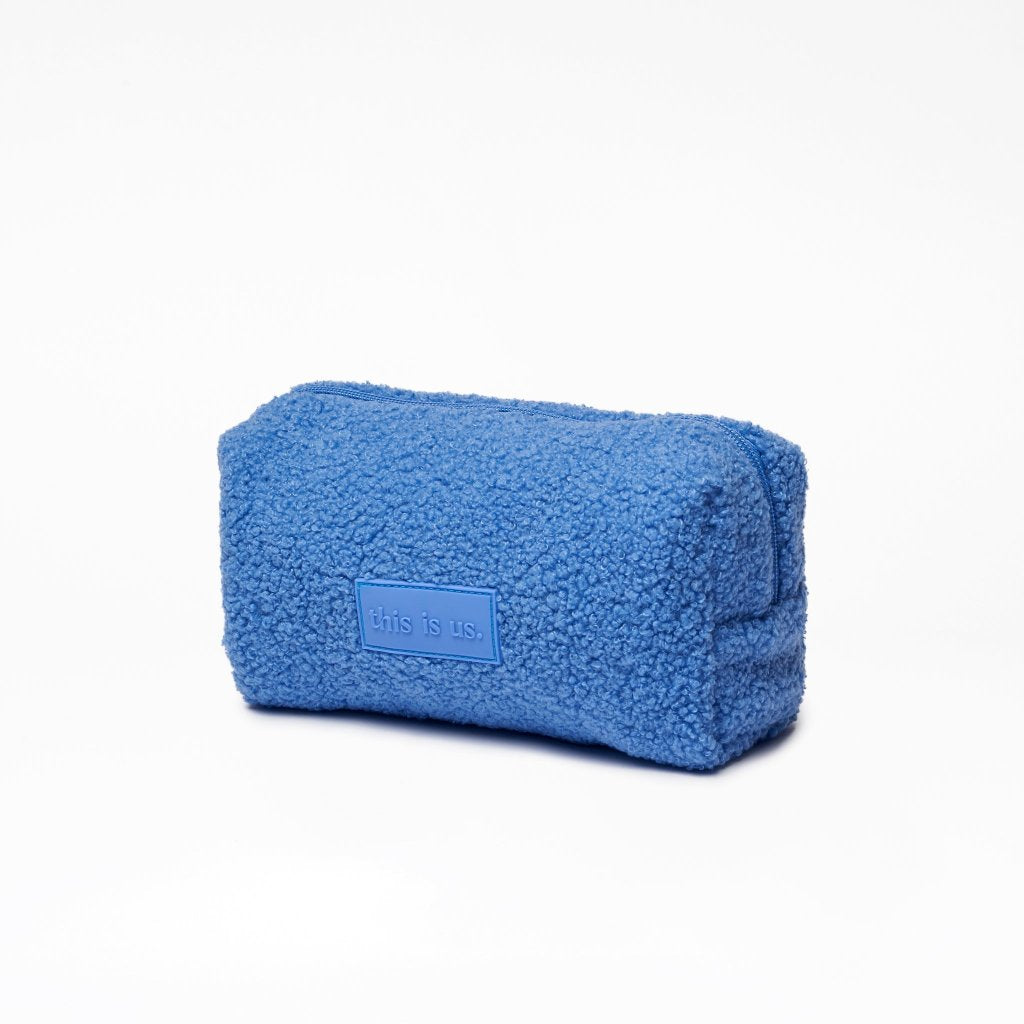 this is us. | Toiletzakje teddy blauw